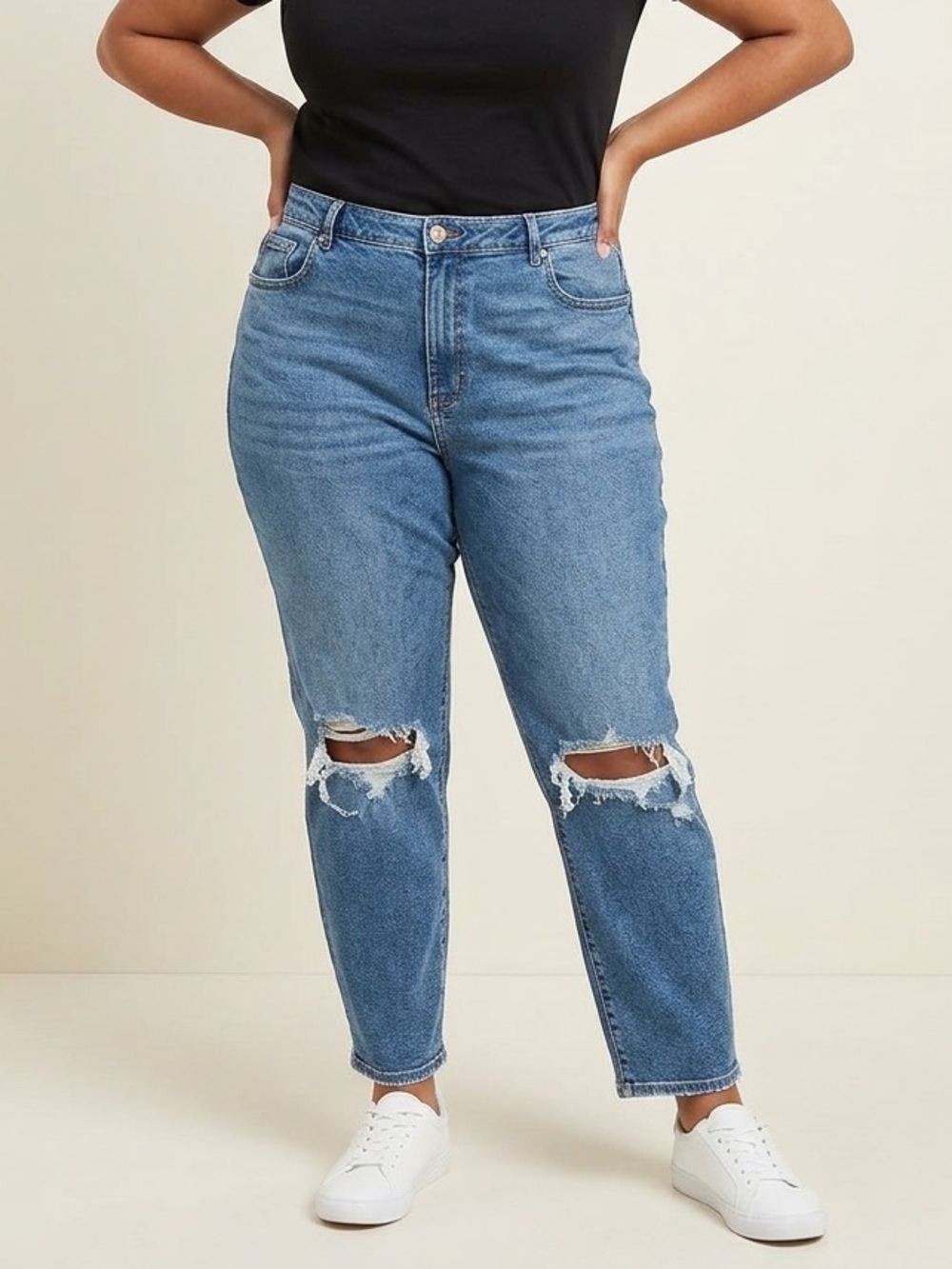 American Eagle Outfitters Distressed Dark Blue High Rise Jeans- 24✨